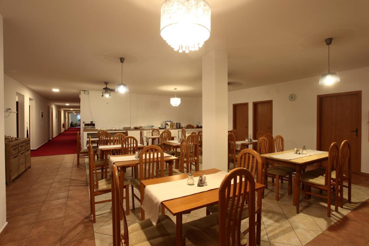 Hotel Arko Prague Extérieur photo